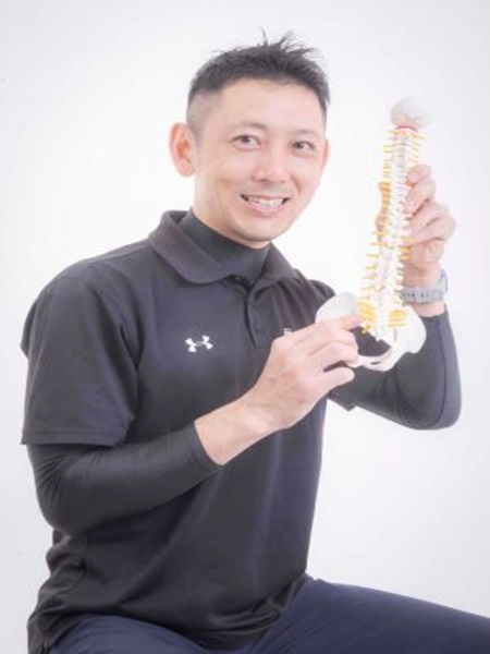 ゆがみ矯正　ストレッチ　金１